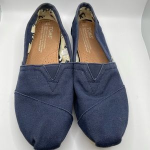 Toms shoes sneakers dark blue canvas size 5 GUC